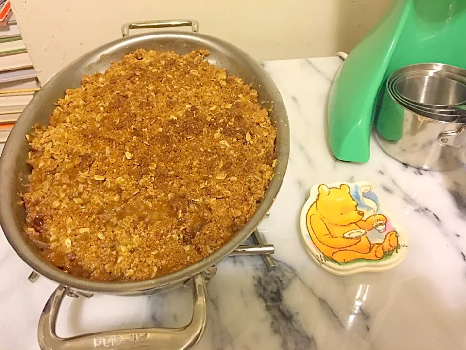 https://www.facebook.com/AntoniasTasteOfHeaven/posts/620120301479527
Apple Pear Rainier Cherry Crisp|Antonia Ellisさん