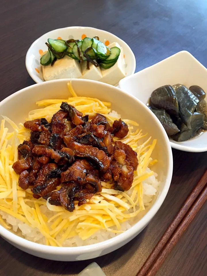 奮発して鰻丼の晩ご飯|mikaさん