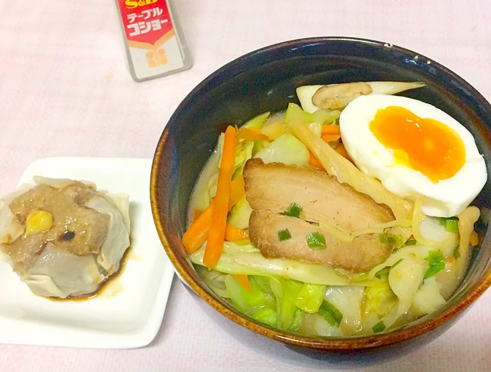 ラーメンとシュウマイ😊
糖尿病では、要注意のラーメンですが…。|ナタママさん