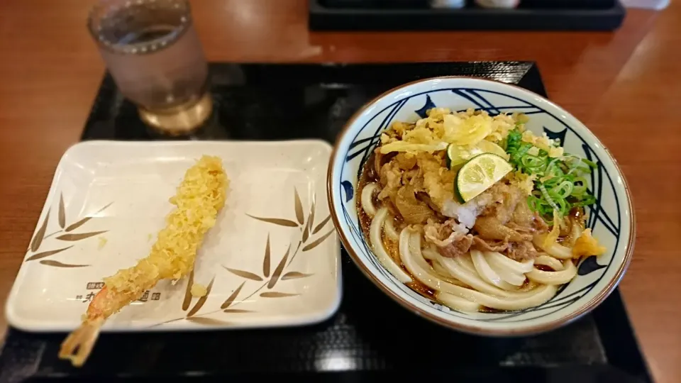 丸亀製麺 肉盛りおろしぶっかけとえび天|ミナミ ヒロヤさん