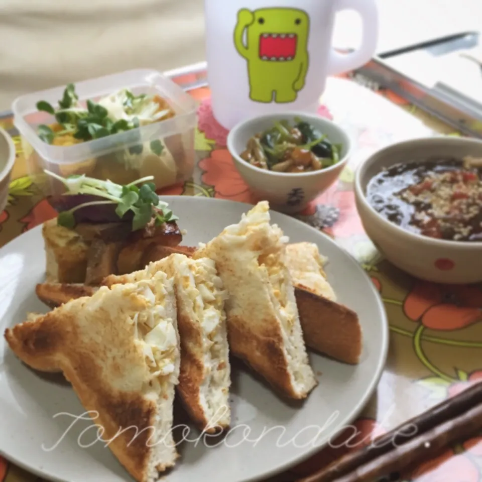 たまごと玉ねぎの焼きサンドと🍴♡|🇯🇵ともこちゃん。さん