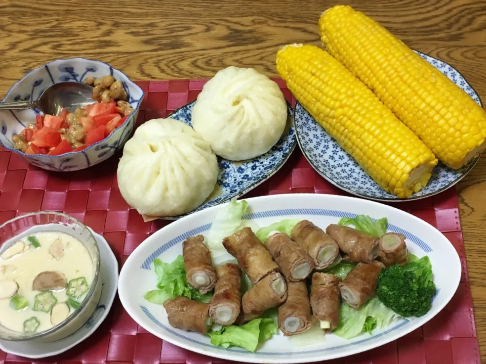 納豆トマト・551豚まん・とうもろこし・豚のネギ巻き・茶碗蒸し|美也子さん