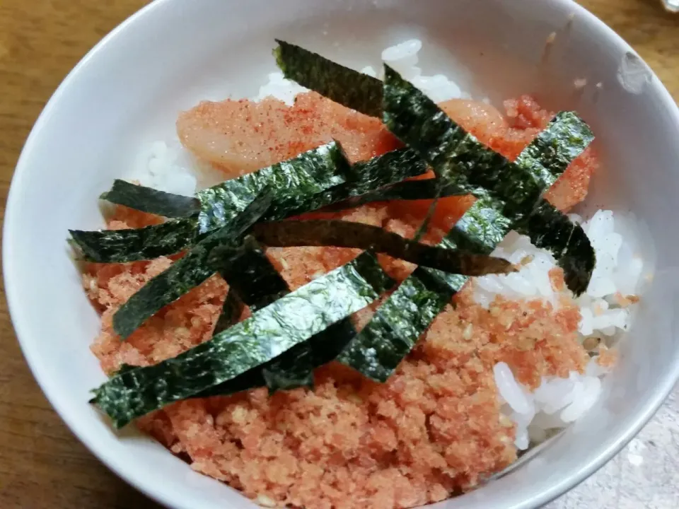 他人丼　鮭・明太子丼|Morito Kamiyaさん