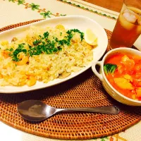 Snapdishの料理写真:✔️ピラフ
✔️トマトとチキン煮込み|わあ😀😀😀さん