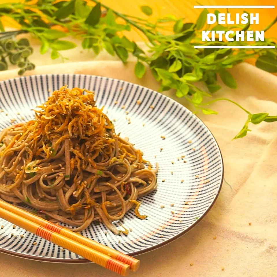 【動画】ペペロンチーノそばの作り方#delishkitchentv|DELISH KITCHENさん