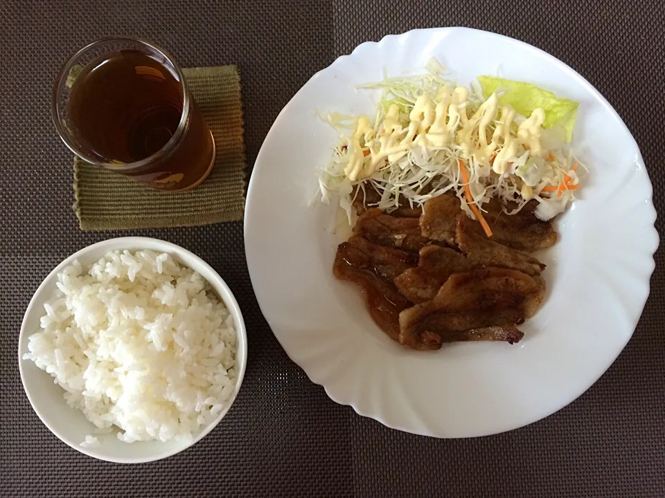 豚肉バラ焼肉ご飯|ばーさんさん