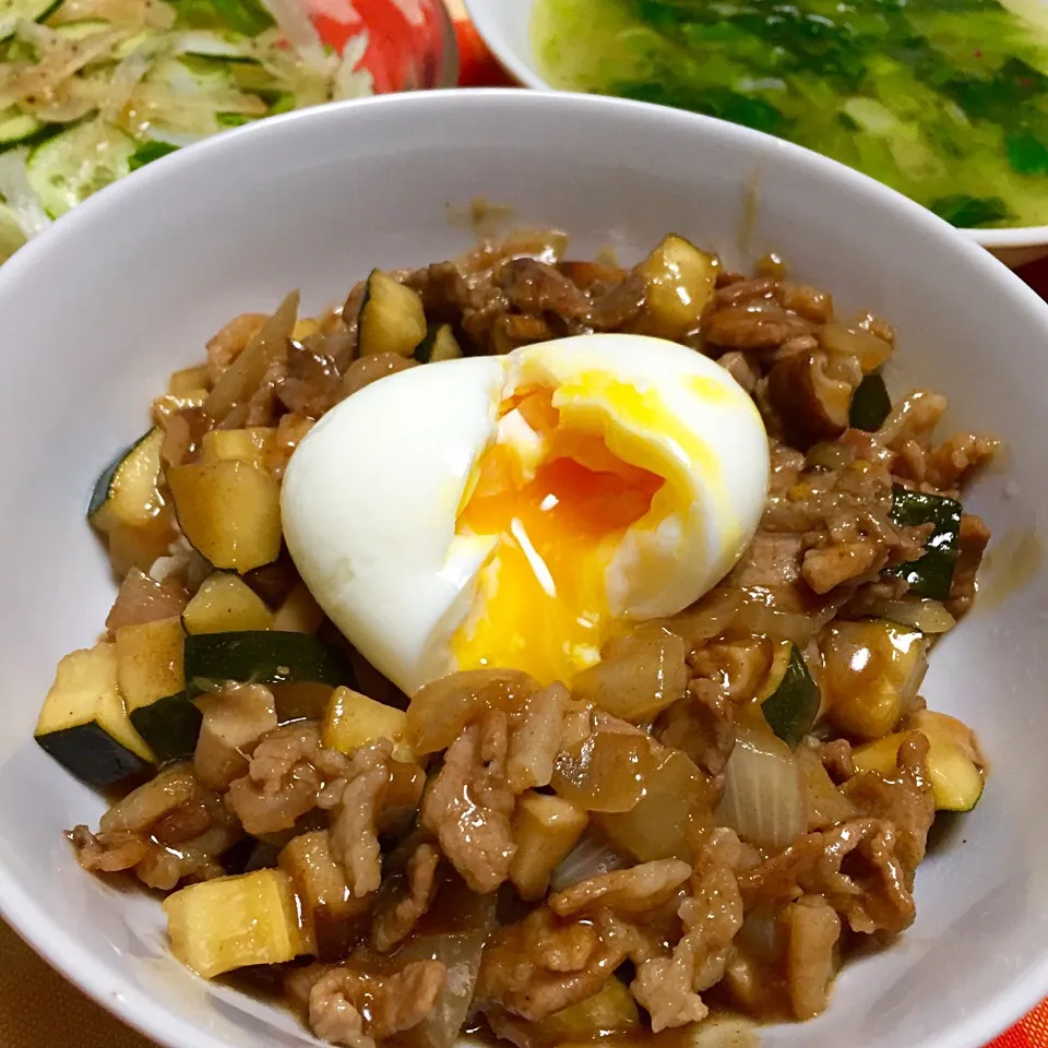 台湾の味♪豚こまと茄子であっという間に魯肉飯風♪ | レシピブログ|カウンター嬢さん