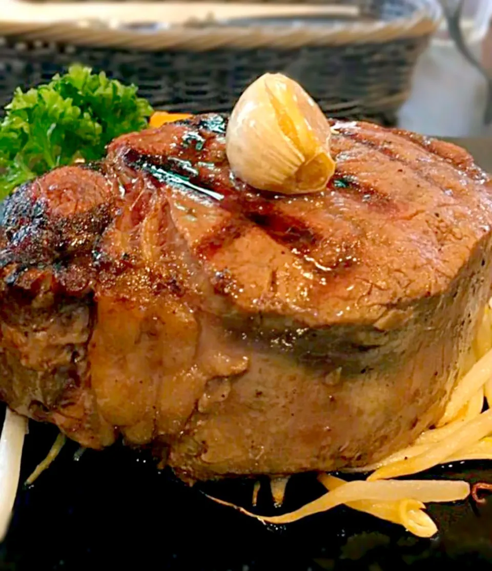 暑さに負けないようにランチは肉❗️|zeroweb_bossさん