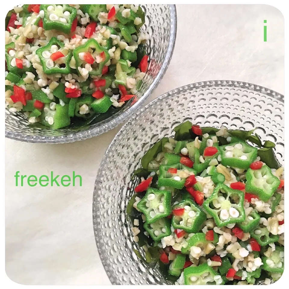 Snapdishの料理写真:オクラとワカメの和風フリーカ・サラダ 【Okra and seaweed salad with freekeh / Japanese style】|izoomさん