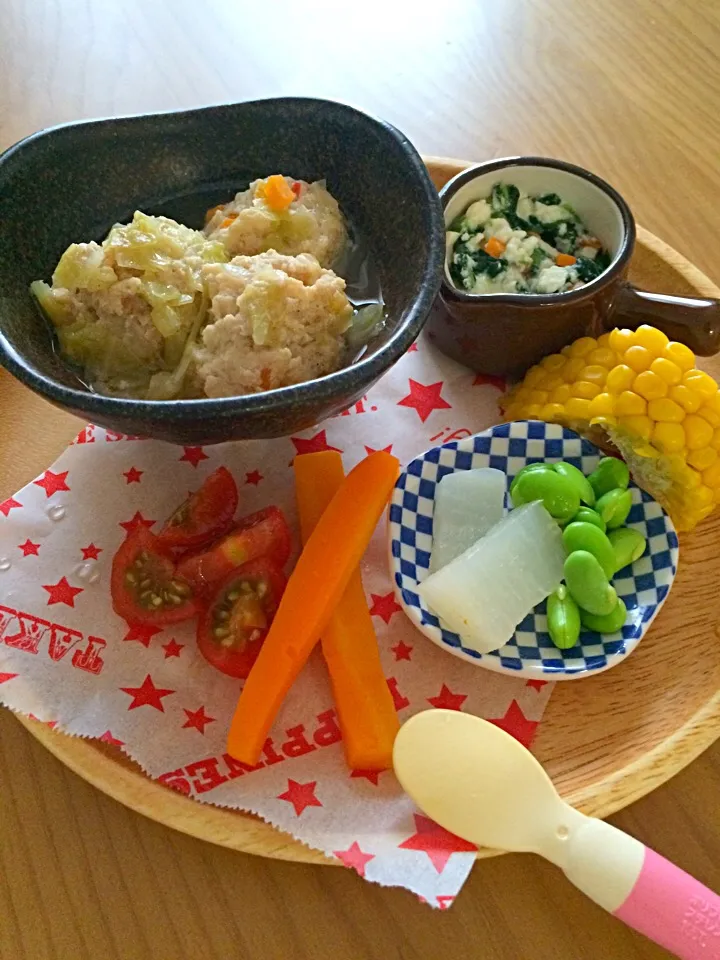 離乳食後期(1歳0カ月)
〜7/12夕飯〜
☆ロールキャベツもどき
☆白和え
☆とうもろこし、枝豆、大根、人参、プチトマト
☆軟飯|airi-nさん