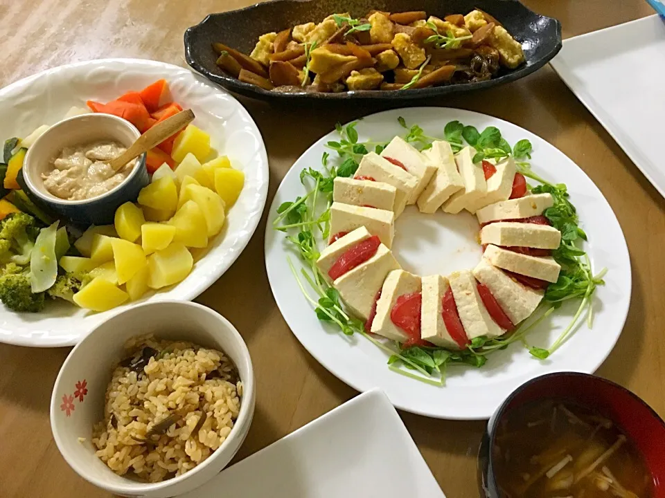 Snapdishの料理写真:塩豆腐、豆腐マヨネーズ、高野豆腐の唐揚げ|横井朱里さん