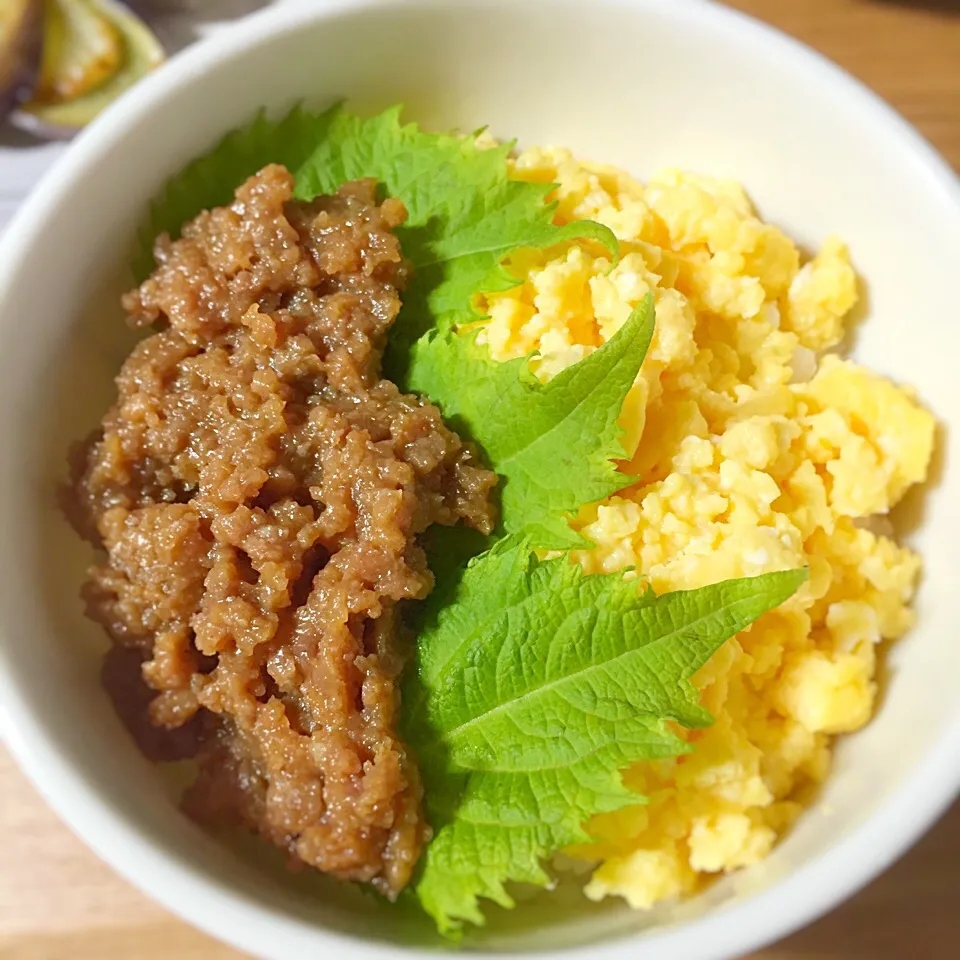 肉味噌2色丼|ももさん