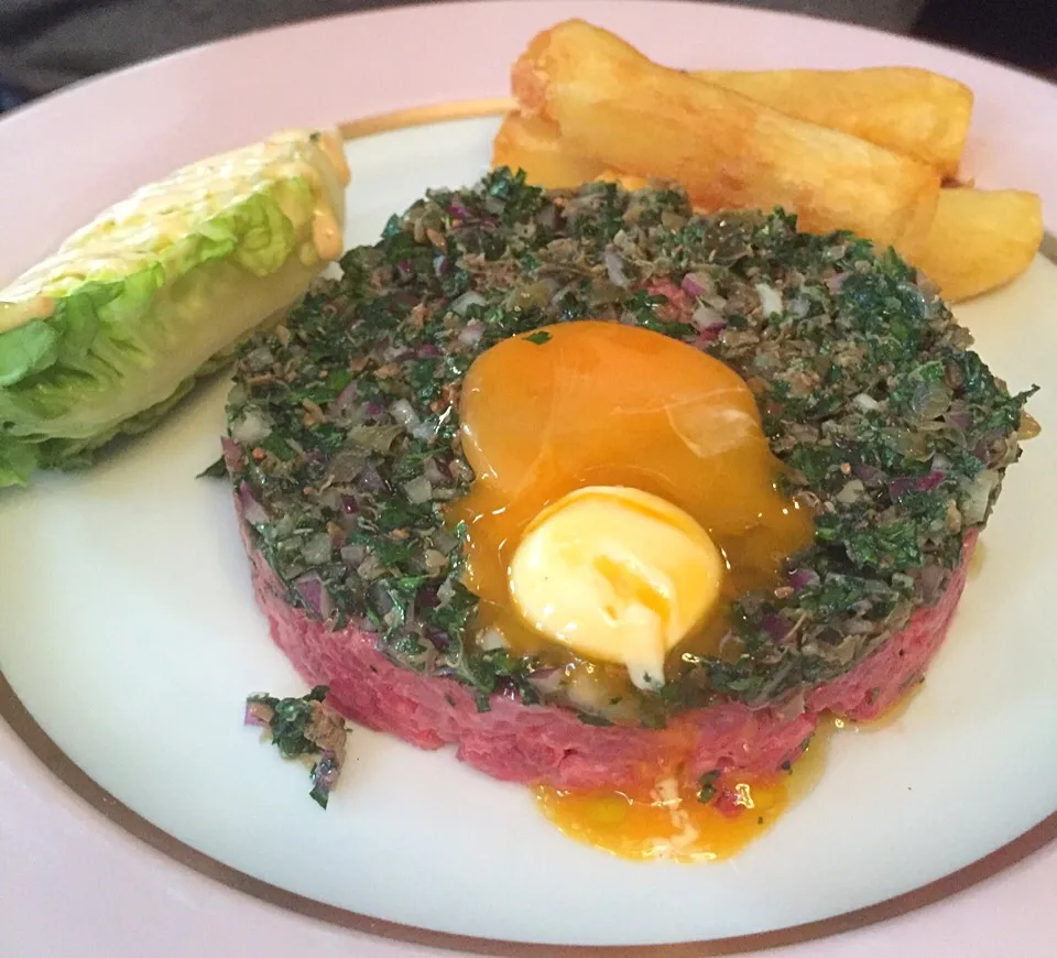 Snapdishの料理写真:Beef Tartare 👌🏻 #laduree|Scarlet Chuaさん