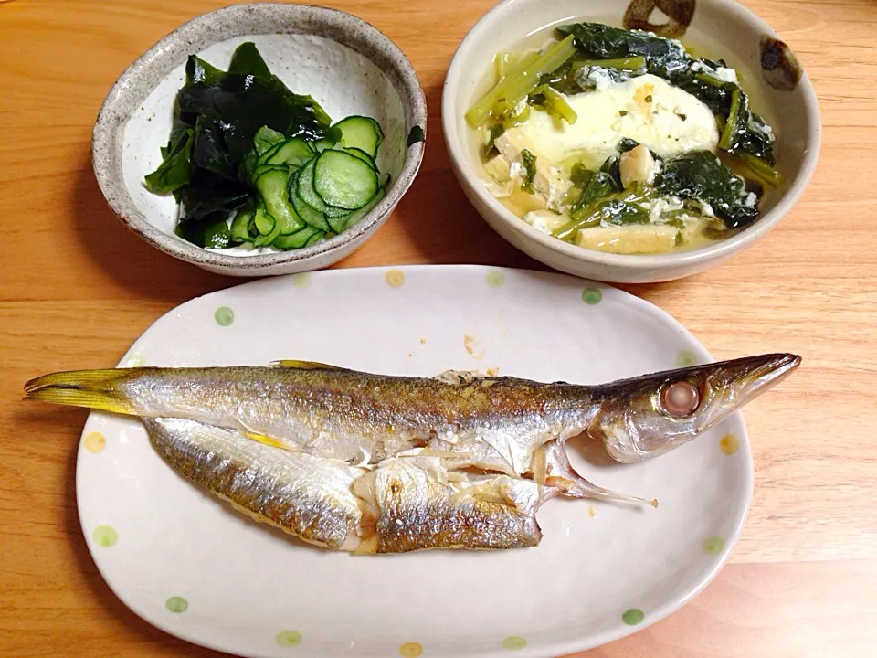 Snapdishの料理写真:かます開き⭐️小松菜とお揚げの卵落とし⭐️酢の物⭐️冷奴|ほなさん