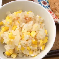 Snapdishの料理写真:今年初
とうもろこしご飯|きょんちゃんさん