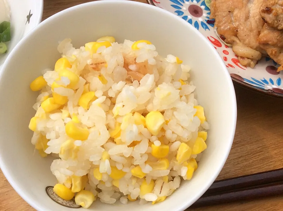 Snapdishの料理写真:今年初
とうもろこしご飯|きょんちゃんさん