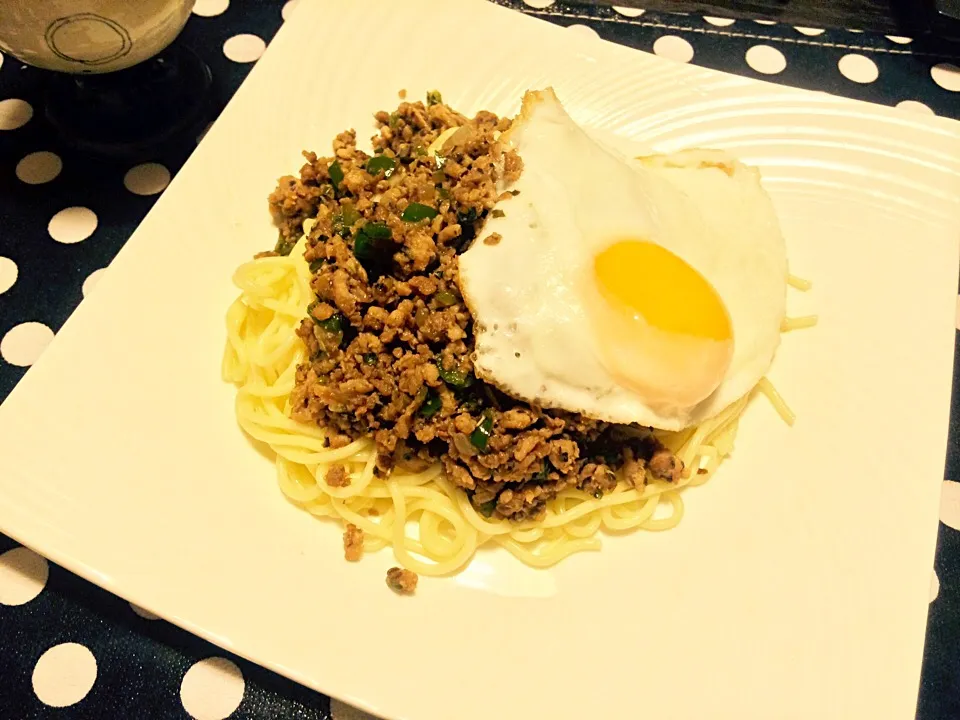 2016/07/13夜ゴハン 大豆ミートでガパオパスタ♡ 麺はこんにゃく麺です(*^^*)|かなさん