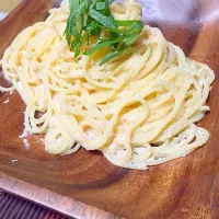 Snapdishの料理写真:明太子クリームパスタ|ひろ茶屋さん