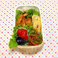 Snapdishの料理写真:エビフライ弁当、ピーマンオイスターソース炒め|ku-さん