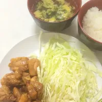 Snapdishの料理写真:鳥照り焼き定食|LOUPEのオフィスごはんさん