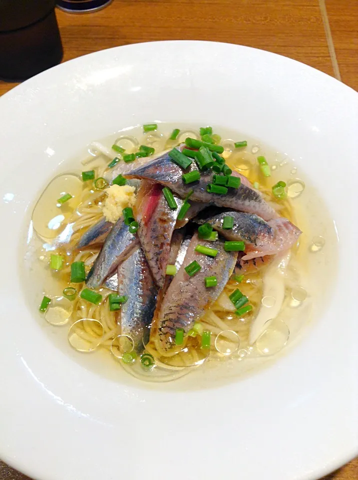 Snapdishの料理写真:冷やしいわしそば@寿製麺 中華そば よしかわ 川越店（川越）|Kazuya Miyukiさん