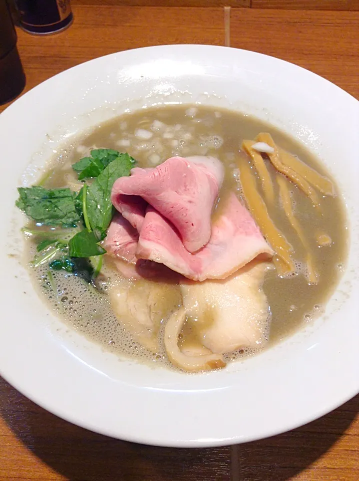 Snapdishの料理写真:濃厚 烏賊煮干しそば@寿製麺 中華そば よしかわ 川越店（川越）|Kazuya Miyukiさん