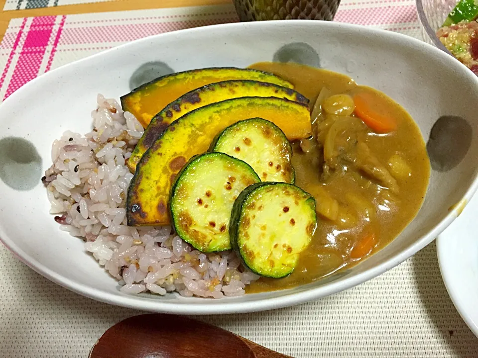 ズッキーニとかぼちゃの桃カレー|satoeさん