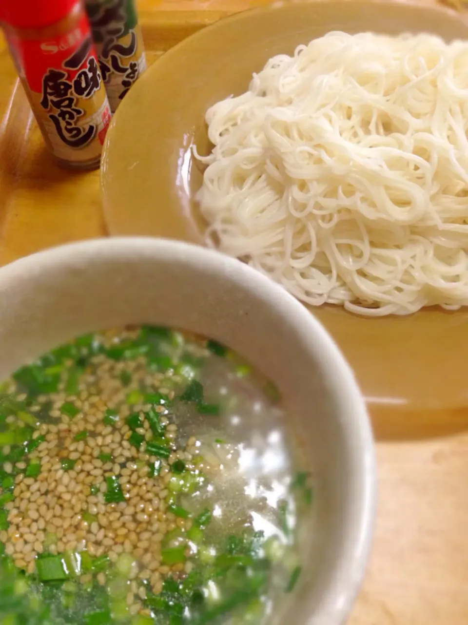 鯛素麺🐟鯛のアラを頂きましたので、極上お出汁に薬味をたっぷり♫|こなちゅんさん