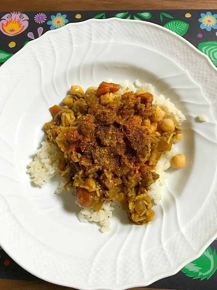 ひよこ豆入りキーマカレー
やっぱり夏はカレーだね😋|myuさん