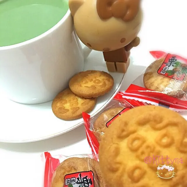 Snapdishの料理写真:Butter mini cookies 🍪|🎀Kittyna🌸さん