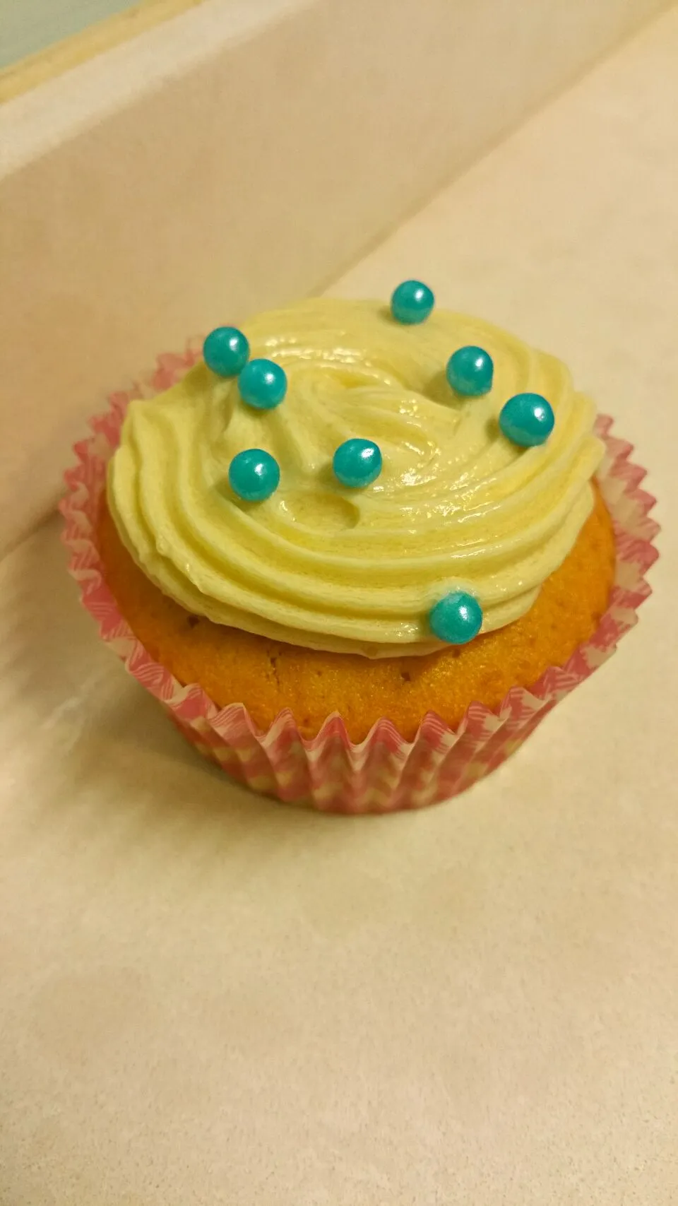 Earl grey cupcake with lemon buttercream|Edible loveさん