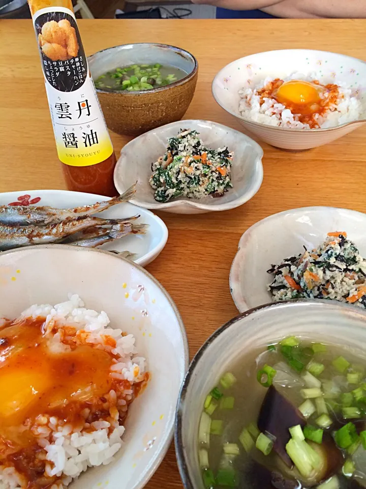 Snapdishの料理写真:卵かけゴハン雲丹醤油かけ、茄子のお味噌汁、白和えの朝ごはん✨いただきます🙏|5ネコママさん