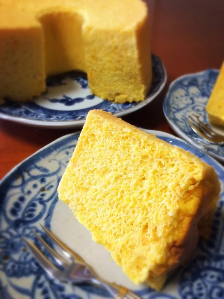 Snapdishの料理写真:Carrot chiffon cake♪|ましてさん