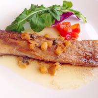 ぶどう畑の中のワイナリーレストラン
Occi Gabi カスベのムニエル