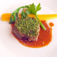 ぶどう畑の中のワイナリーレストランOcci Gabi お肉のメイン 豚肉の香草ソテー