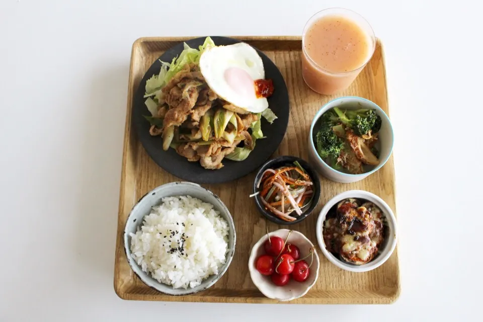 今日の昼ご飯
お疲れ様です|もも太郎さん