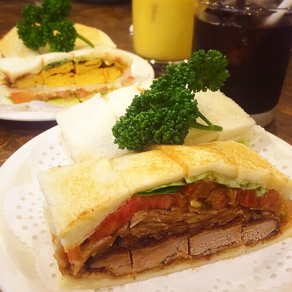 カツサンド 野菜入り🍅🌿／Pork Cutlet Sandwich|angiee♡さん