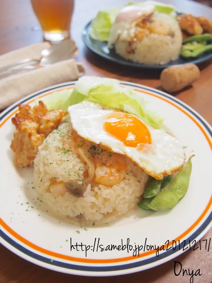 【大人も子供も喜ぶ♡炊飯器1発で作る簡単えびピラフ♡♡】|おにゃさん