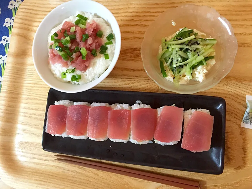 ネギトロ丼&マグロ握り寿司&冷奴✧*|Makiさん