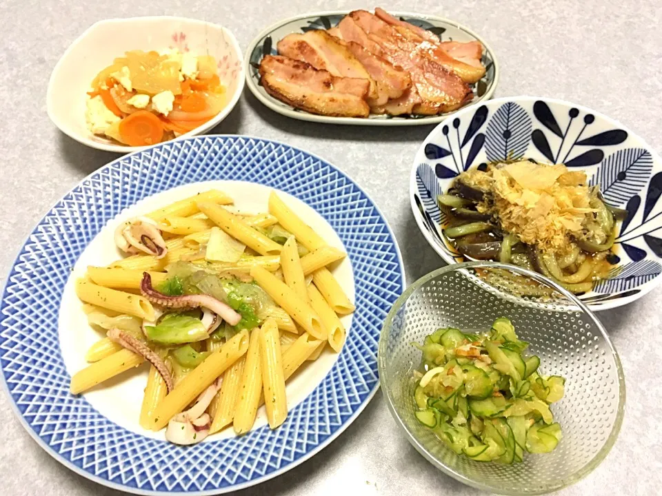 相変わらず冷蔵庫の中の在庫整理の晩ご飯|Orie Uekiさん