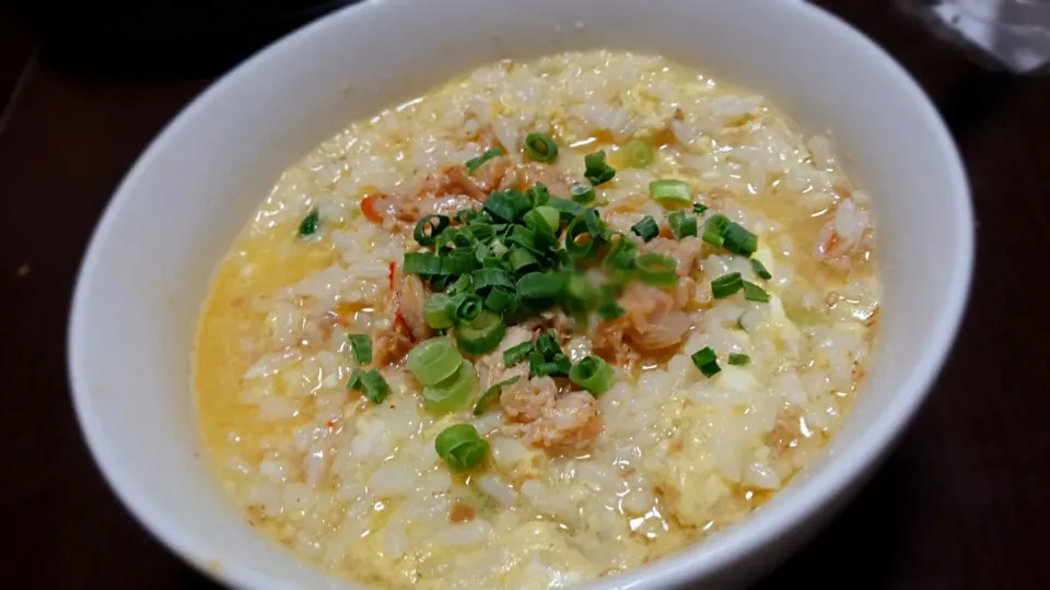 残った鶏塩スープでおじや♪|しょうたさん