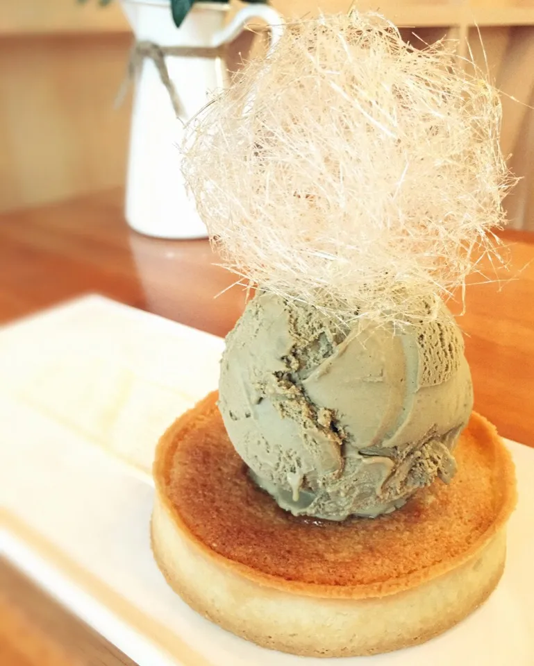 Almond tart with houjicha ほうじ茶 gelato@Geometry, Jalan Bukit Merah|coxiella24さん