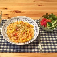 エビイカとズッキーニのトマトパスタ|CHAAAKIさん