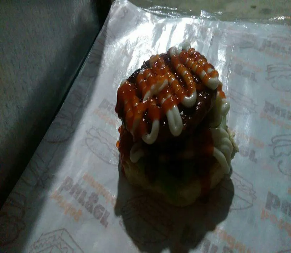 Snapdishの料理写真:buger khadijah..|joyceさん