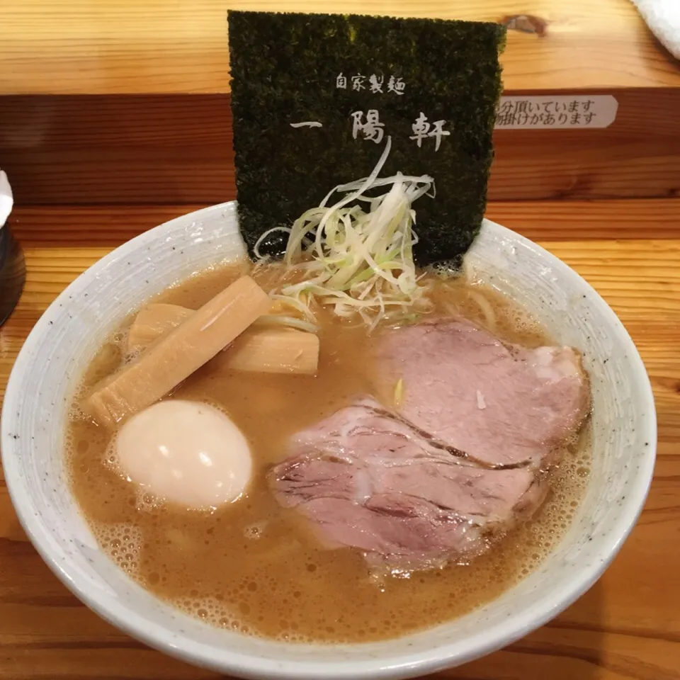 Snapdishの料理写真:特製味玉豚骨|美也子さん