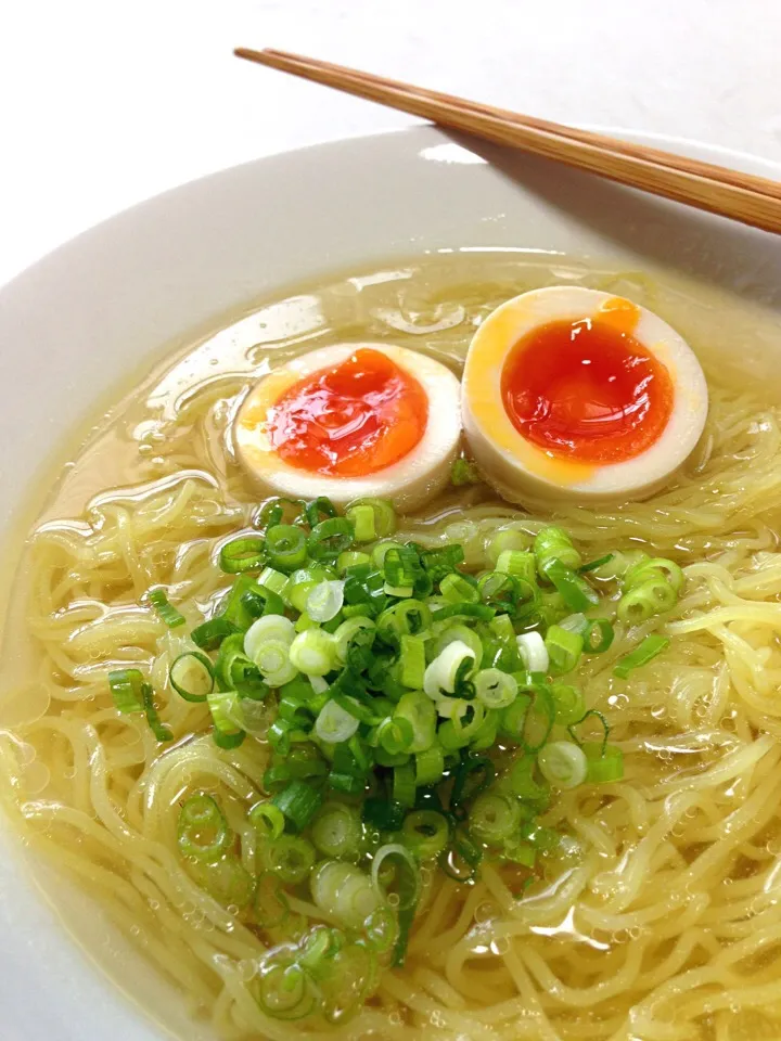 冷製しおラーメン+自作味玉|七夕やさん