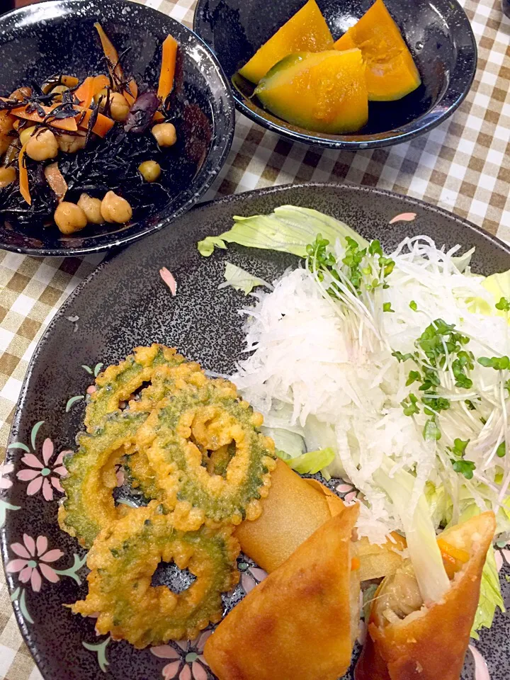 ヒジキの煮物🍀かぼちゃの煮物🍀春巻き🍀ゴーヤの唐揚げ|☆光るさん