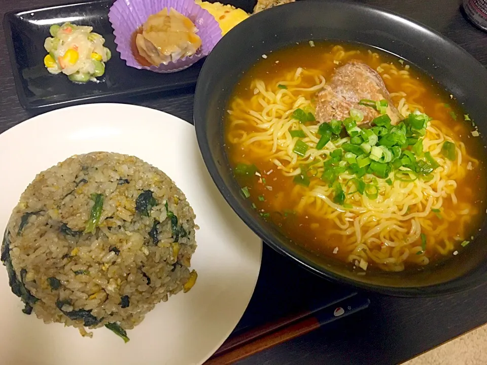 Snapdishの料理写真:ラーメン炒飯セット|ゆりえさん