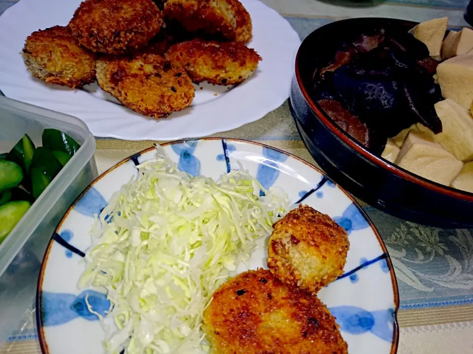 ・キタアカリのコロッケ
・椎茸と高野豆腐の炊きもの
・胡瓜のぬか漬け|ようかんさん