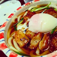 Snapdishの料理写真:簡単時短で、うどんがすきだったのでつくりました。なかにはネギとやきとりがいい味となっておいしくつくれました。|Yumiさん